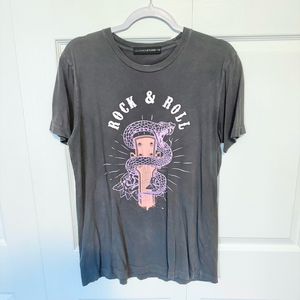 LULUSIMONSTUDIO Snake on Guitar T-shirt MEDIUM